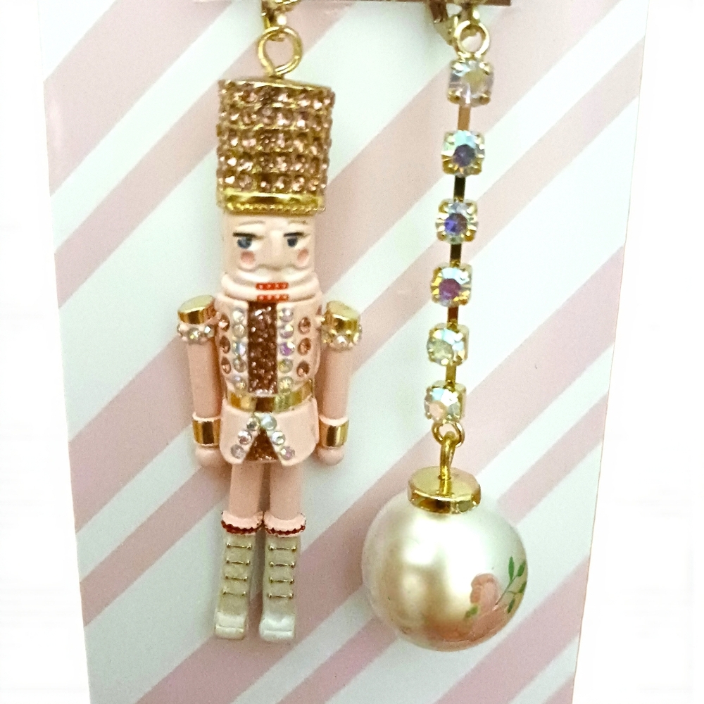 Betsey Johnson Earrings Nutcracker & Pearl Earrings - 3" Lightweight NWT - Picture 8 of 8